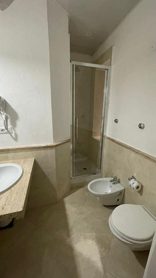 Ambasada Suite ローマ エクステリア 写真